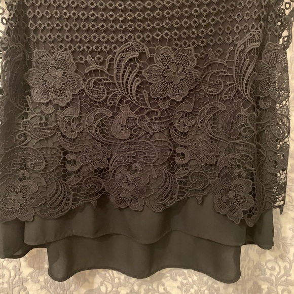 Top - Picture 2 of 2